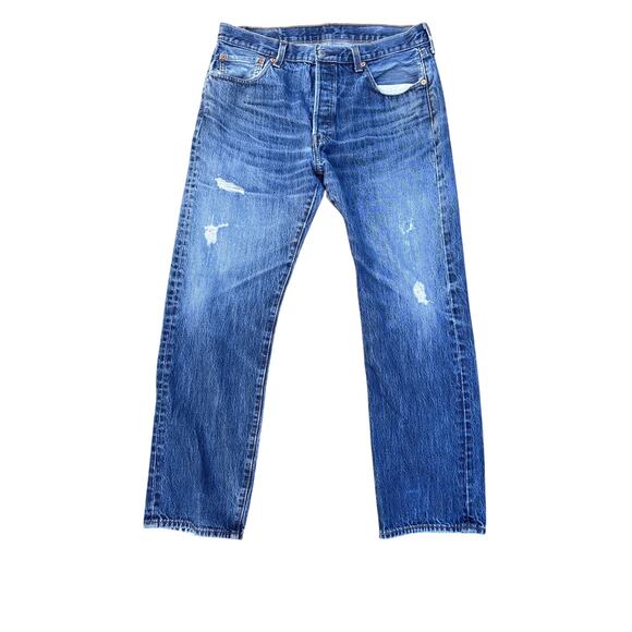 Men’s W34 L30 Levi’s Straight Leg Jeans Medium Wash Distressed READ 501 - Picture 1 of 5